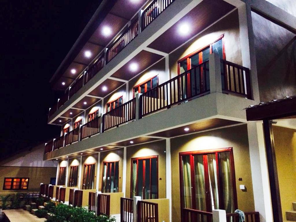 Au Aon Guesthouse Tau-sziget Kültér fotó
